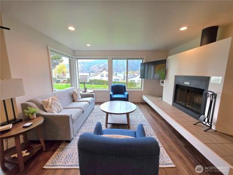 1 Lodge 635-j Manson WA 98831