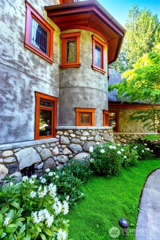 702 San Juan Drive San Juan Island WA 98250