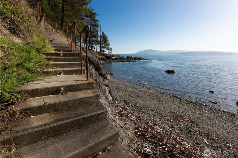702 San Juan Drive San Juan Island WA 98250