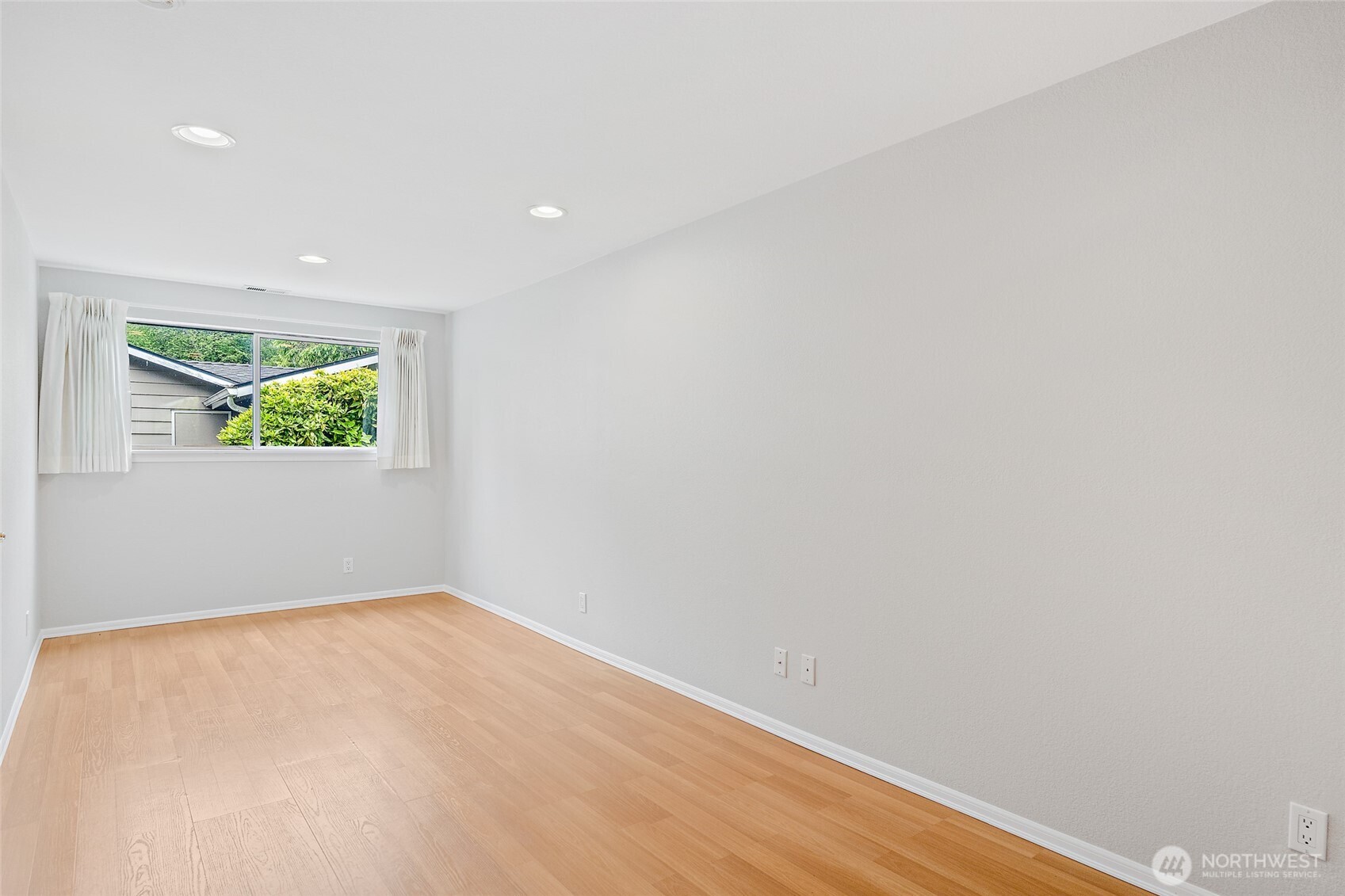 4404 230th Place SW Mountlake Terrace WA 98043