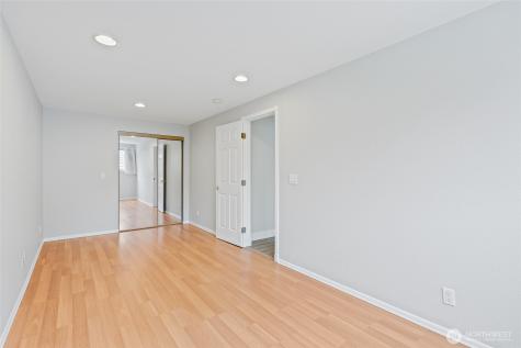 4404 230th Place SW Mountlake Terrace WA 98043