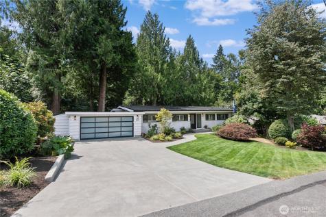 3227 103RD Bellevue WA 98004
