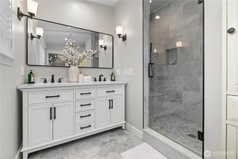 3227 103rd Place NE Bellevue WA 98004