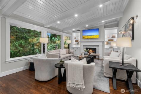3227 103rd Place NE Bellevue WA 98004
