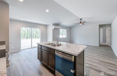 522 Chinook Winds Lane Tieton WA 98947