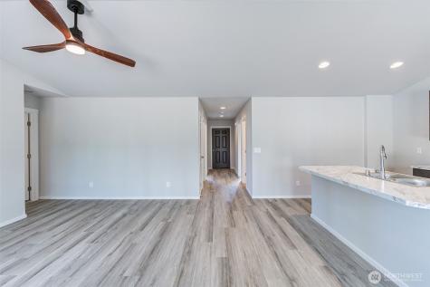 522 Chinook Winds Lane Tieton WA 98947