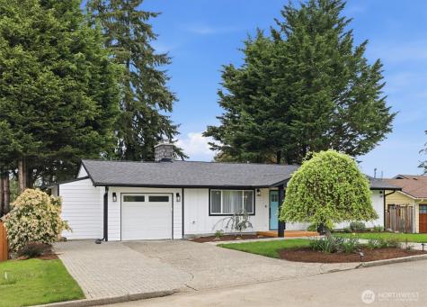 1608 172nd Avenue NE Bellevue WA 98008