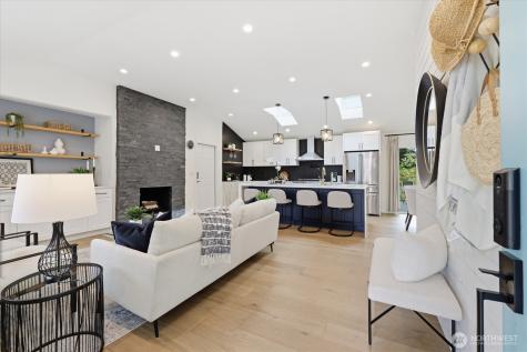 1608 172nd Avenue NE Bellevue WA 98008