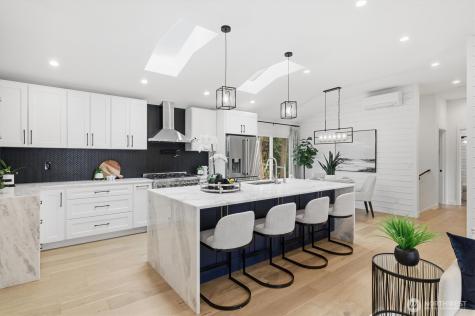 1608 172nd Avenue NE Bellevue WA 98008