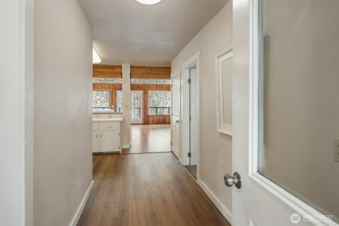 201 Pine Glen Easton WA 98925