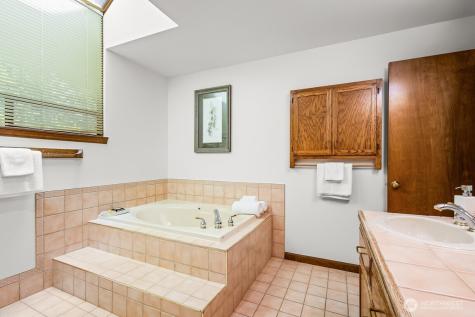 14310 SE 63rd Street Bellevue WA 98006