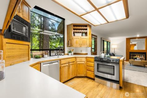 14310 SE 63rd Street Bellevue WA 98006