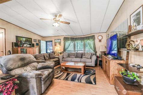 980 Falcon Road Camano Island WA 98282