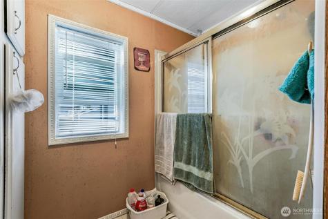 980 Falcon Road Camano Island WA 98282