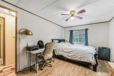 980 Falcon Road Camano Island WA 98282