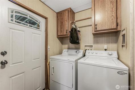 980 Falcon Road Camano Island WA 98282