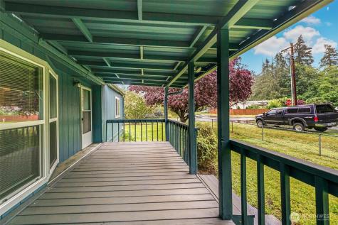 980 Falcon Road Camano Island WA 98282