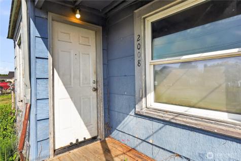 2008 Pacific Avenue Aberdeen WA 98520