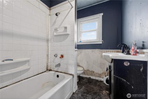2008 Pacific Avenue Aberdeen WA 98520