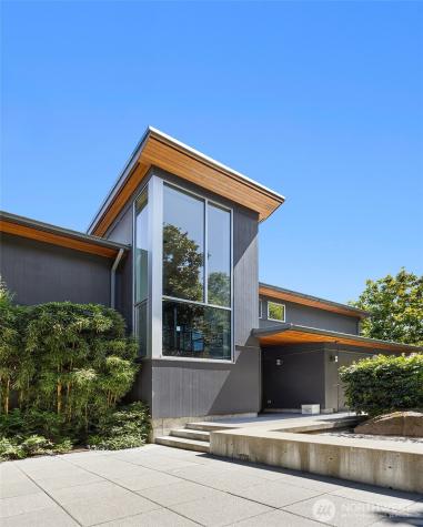 1318 Lakeside Avenue S Seattle WA 98144