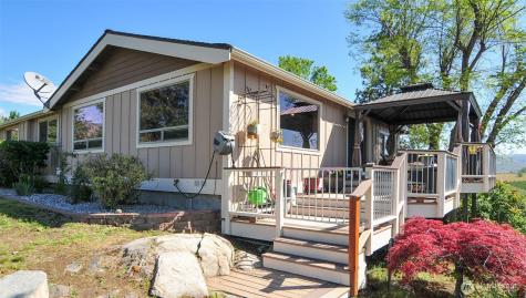 553 Summit Boulevard Manson WA 98831