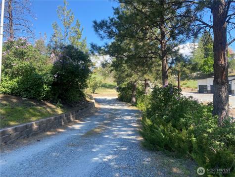 553 Summit Boulevard Manson WA 98831