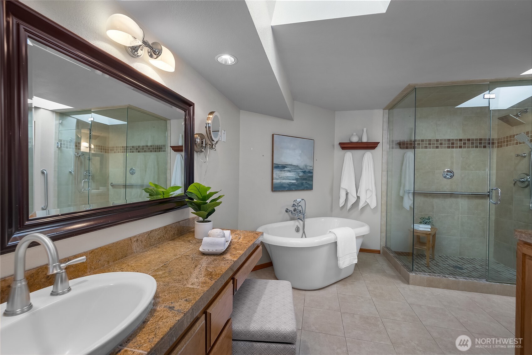56 Chapman Loop Steilacoom WA 98388