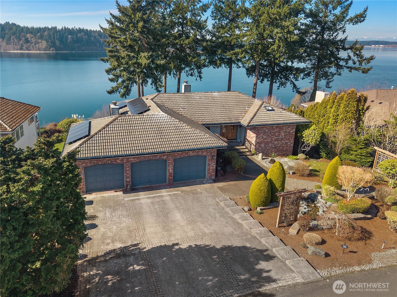 56 Chapman Loop Steilacoom WA 98388