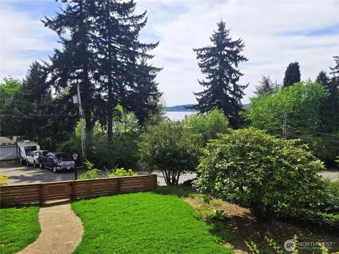 6234 NE 182nd Street Kenmore WA 98028