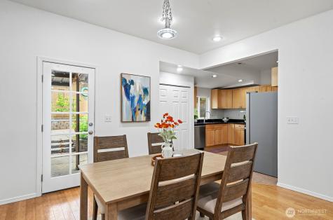 1622 22nd Avenue Seattle WA 98122