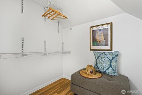 1622 22nd Avenue Seattle WA 98122