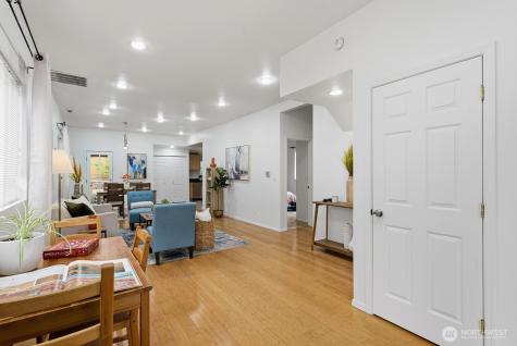 1622 22nd Avenue Seattle WA 98122
