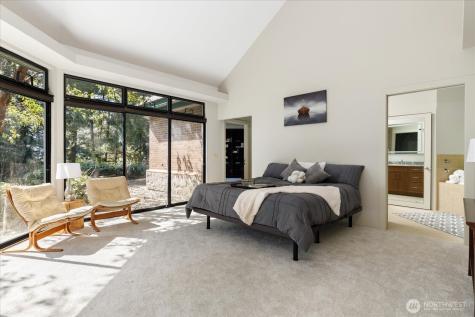 1912 Hunskor Road Oak Harbor WA 98277