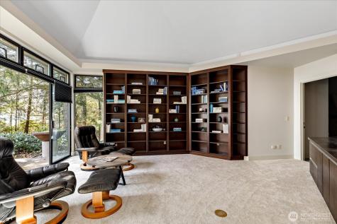 1912 Hunskor Road Oak Harbor WA 98277