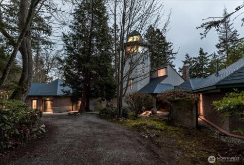 1912 Hunskor Road Oak Harbor WA 98277