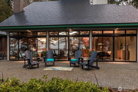 1912 Hunskor Road Oak Harbor WA 98277