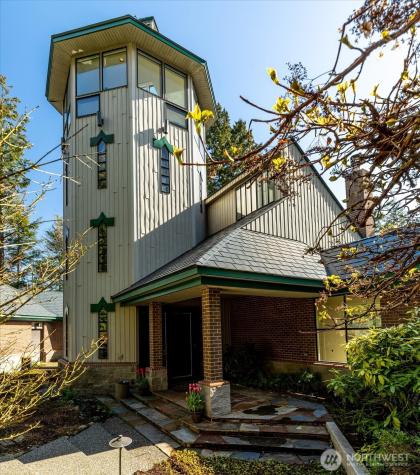 1912 Hunskor Road Oak Harbor WA 98277