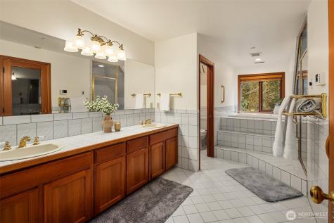 21407 NE Union Hill Road Redmond WA 98053