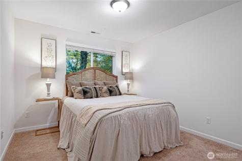 19717 27th Place W Lynnwood WA 98036