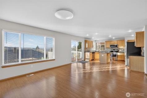 2103 NE 6th Circle Renton WA 98056