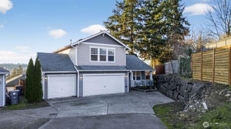 2103 NE 6th Circle Renton WA 98056