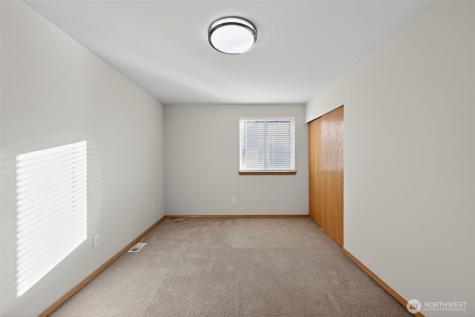 2103 NE 6th Circle Renton WA 98056