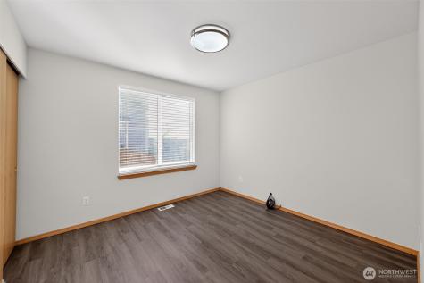 2103 NE 6th Circle Renton WA 98056