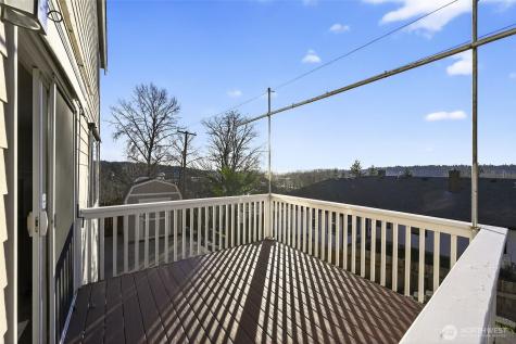 2103 NE 6th Circle Renton WA 98056