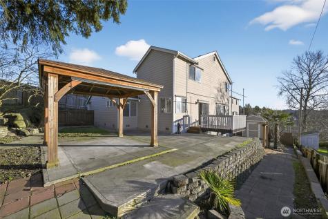 2103 NE 6th Circle Renton WA 98056