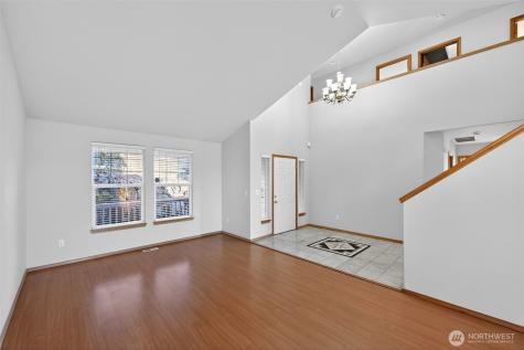 2103 NE 6th Circle Renton WA 98056