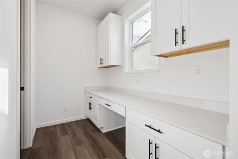 5802 Thornhill Avenue SW Port Orchard WA 98367