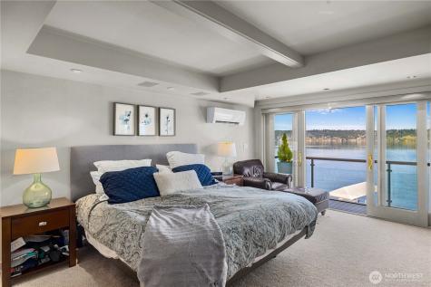 842 W Lake Sammamish Parkway SE Bellevue WA 98008