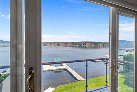 842 W Lake Sammamish Parkway SE Bellevue WA 98008