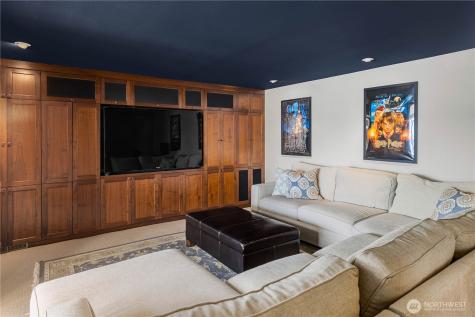 842 W Lake Sammamish Parkway SE Bellevue WA 98008